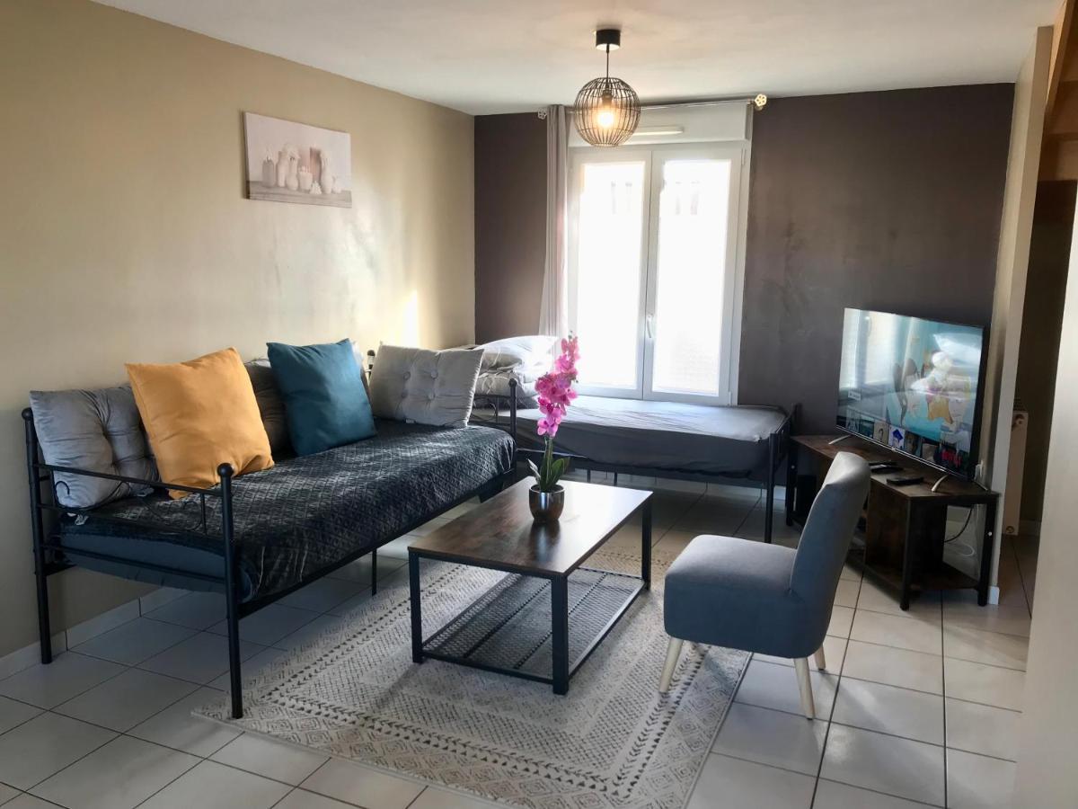 Agreable Maison Proche Gare Avec Parking Gratuit Le Mans Ngoại thất bức ảnh